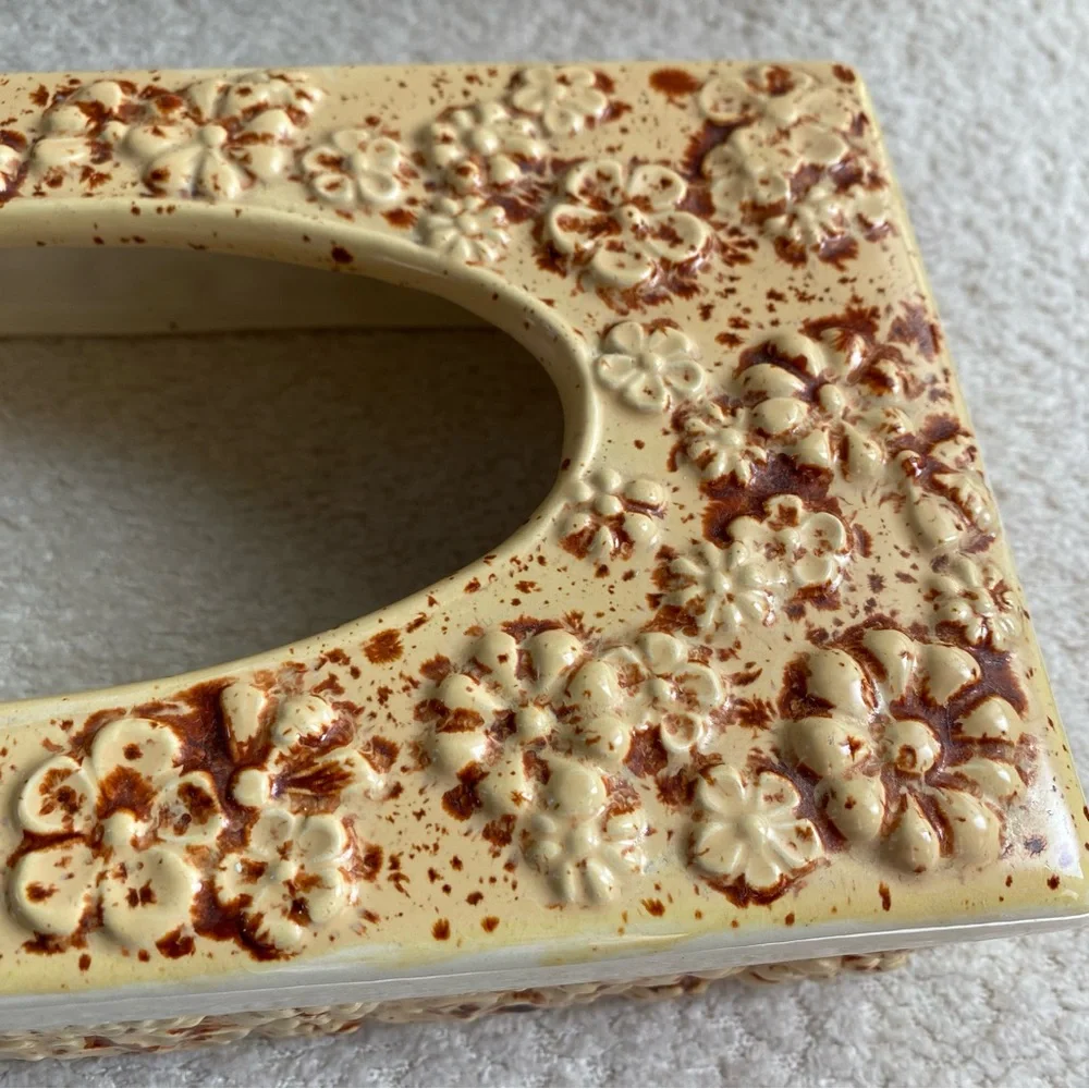Vintage Mid Century Ceramic Tissue Box Cover Daisy Flower Design Flower Power